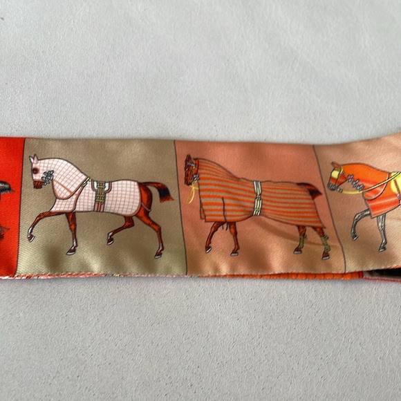 Hermes Couvertures Nouvelles Silk Twilly Orange - Picture 5 of 12